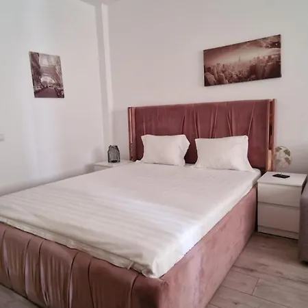 Carol - Vibes * Bucareste