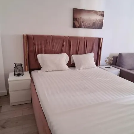 Carol - Vibes Apartment *